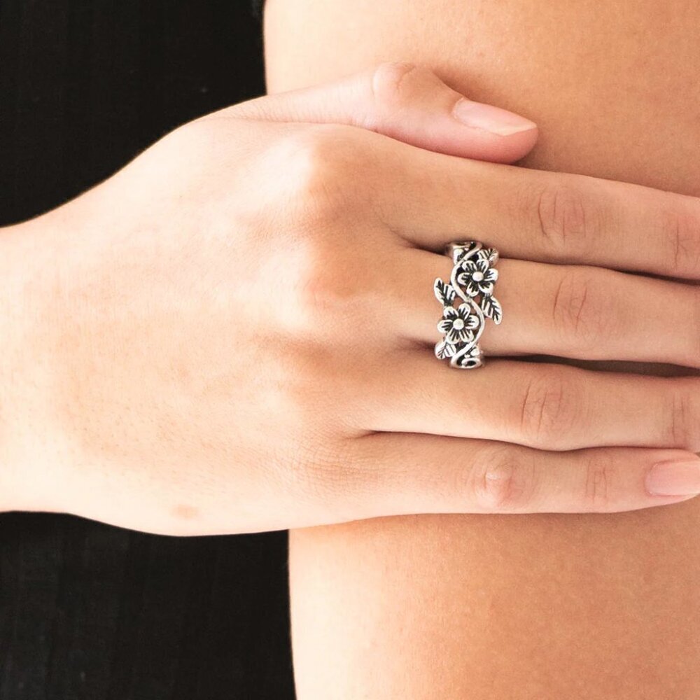 Paparazzi Jewelry - Stop and Smell the Flowers - Silver Ring - Vintage